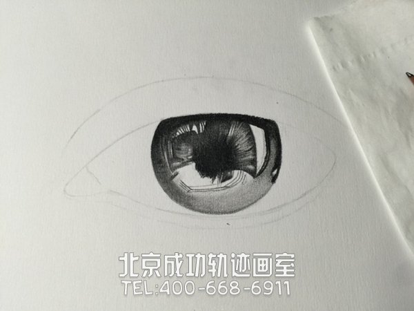 素描眼睛的畫法步驟